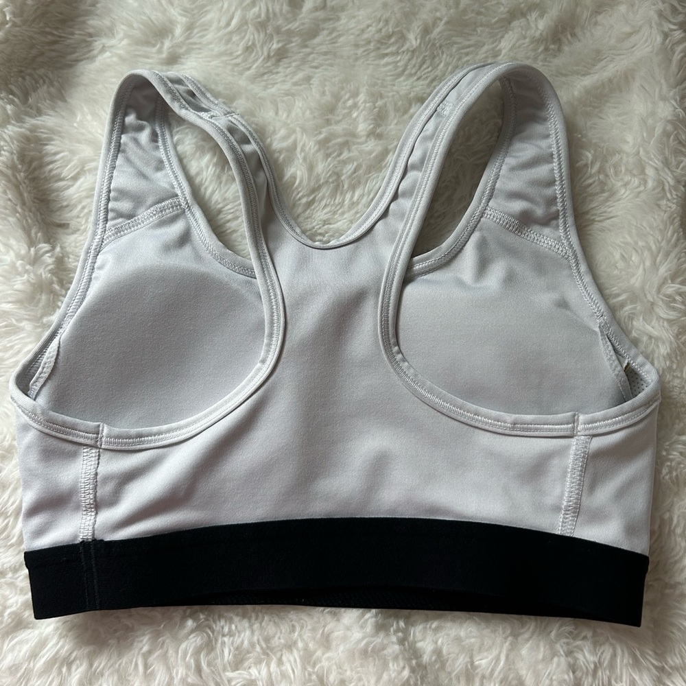 Nike Lot of 2 Sports Bras XS Windrunner Cross Back & Nike Pro Swoosh Padded - Picture 2 of 16